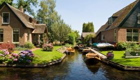 Giethoorn, il paese senza strade