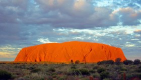 Il mistero di Ayers Rock: cosa nasconde il monolite australiano