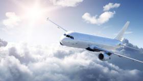 Le 10 cose che non bisogna assolutamente fare in aereo