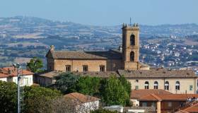 Alla ricerca di Leopardi: un viaggio nel cuore delle Marche