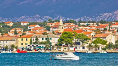 Novalja, o Novaglia: capitale della movida in Croazia
