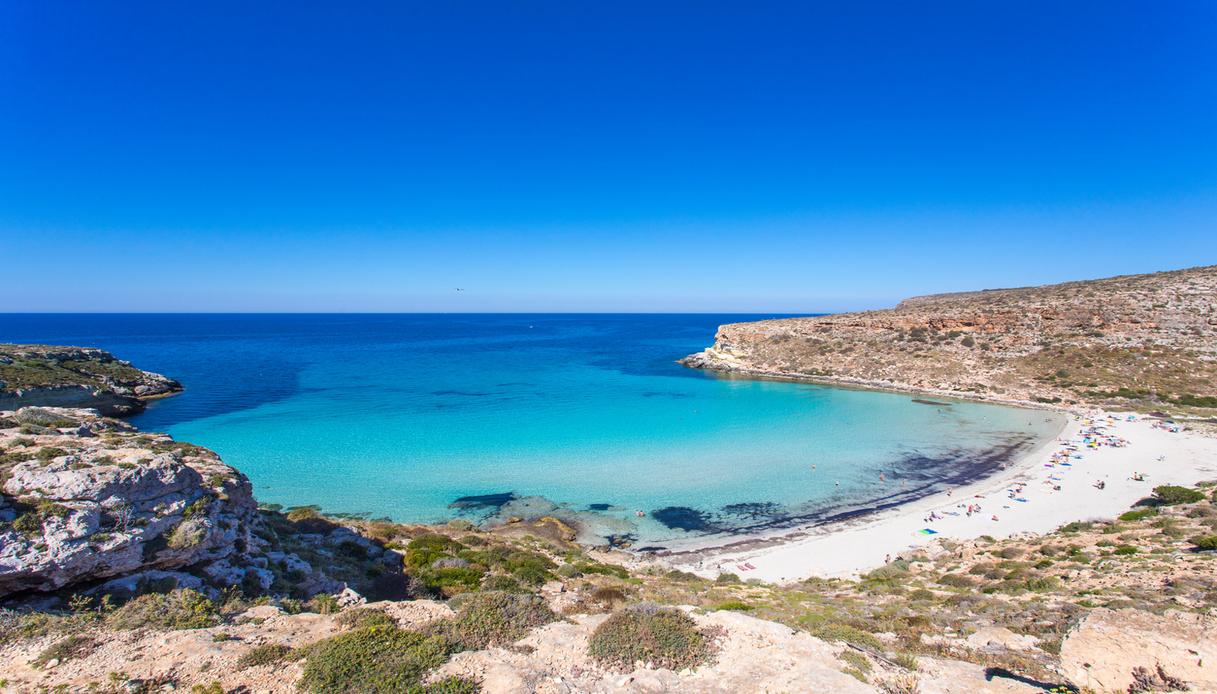 La Spiaggia dei Conigli di Lampedusa, una delle più belle al mondo