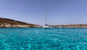 Spiagge per nudisti Malta: scopri i luoghi dove fare naturismo