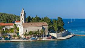 Come arrivare all’isola Lissa