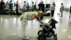 Cosa sapere se si ha un passeggino e si viaggia in aereo