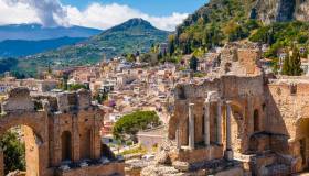 Viaggio d’autunno a Taormina, un weekend tra storia e natura