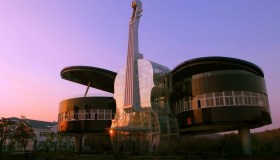 Piano House, in Cina l’edificio ispirato alla musica formato da un pianoforte e un violino