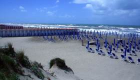 Andare in Tirrenia. La costa Toscana, tra natura e divertimento