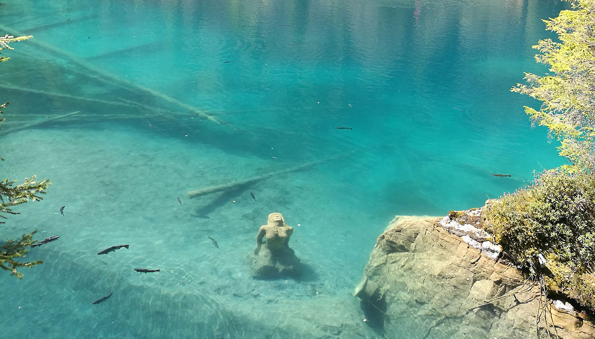 blausee-svizzera-leggenda-colore-is