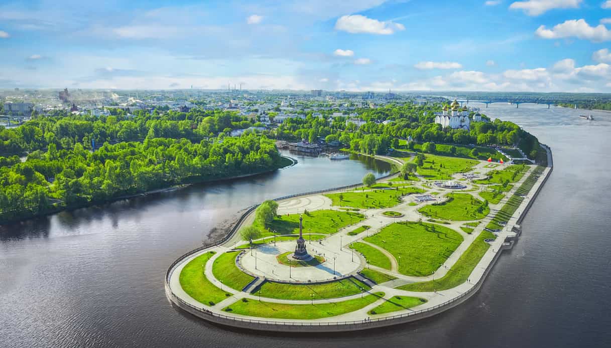  Jaroslavl' una delle tppe di una crociera sui fiumi degli Zar in Russia
