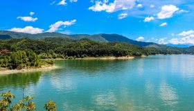 Viaggio tra i borghi e i fiordi del Lago del Salto nel Lazio