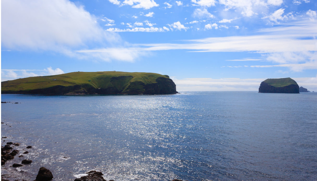 Da Vestmannaeyjar, visuale delle isole compresa Surtsey