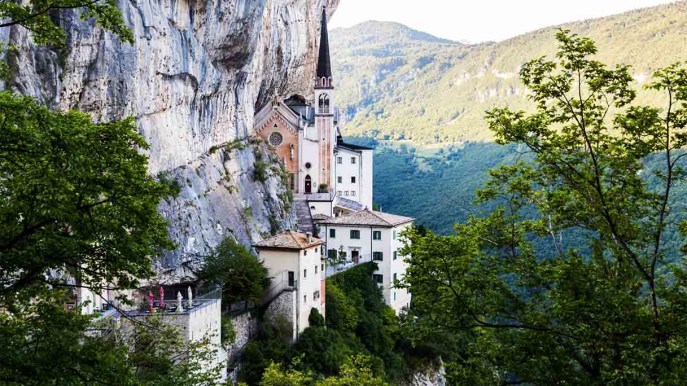 Madonna della Corona, il santuario italiano che toglie il fiato