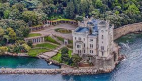 Trieste, l’incantevole magia del Castello di Miramare