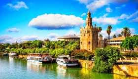 Siviglia, la città andalusa che vive al ritmo di flamenco