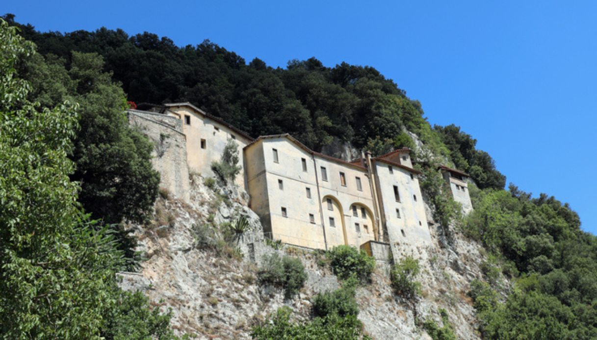 Il Santuario di Greccio dove prese vita il primo presepe vivente della storia