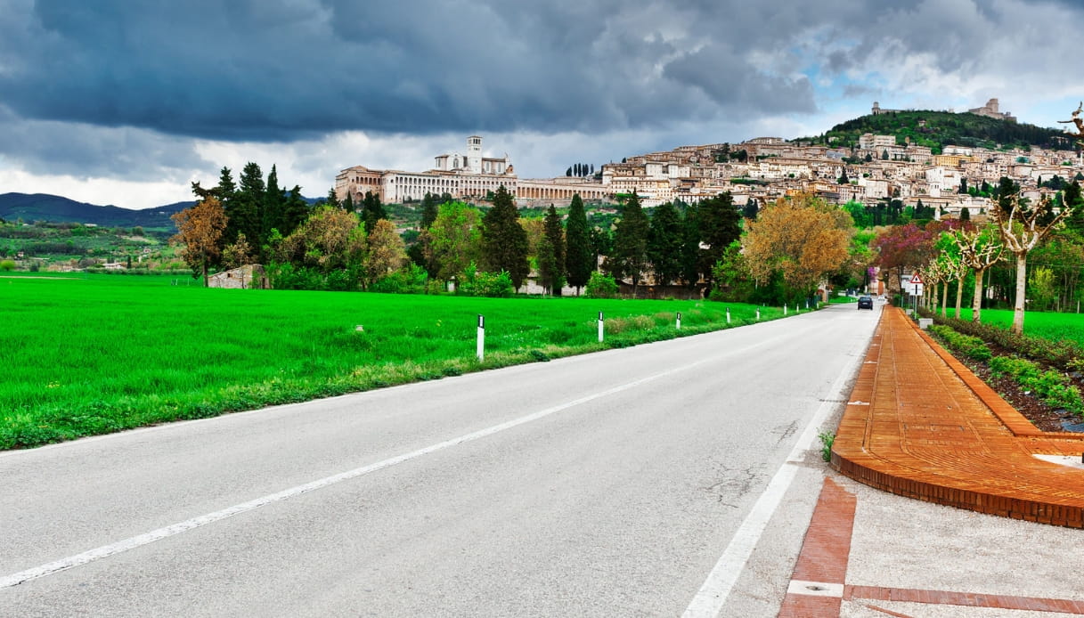 Via dell’Acqua, la pista ciclabile che collega Roma e Assisi
