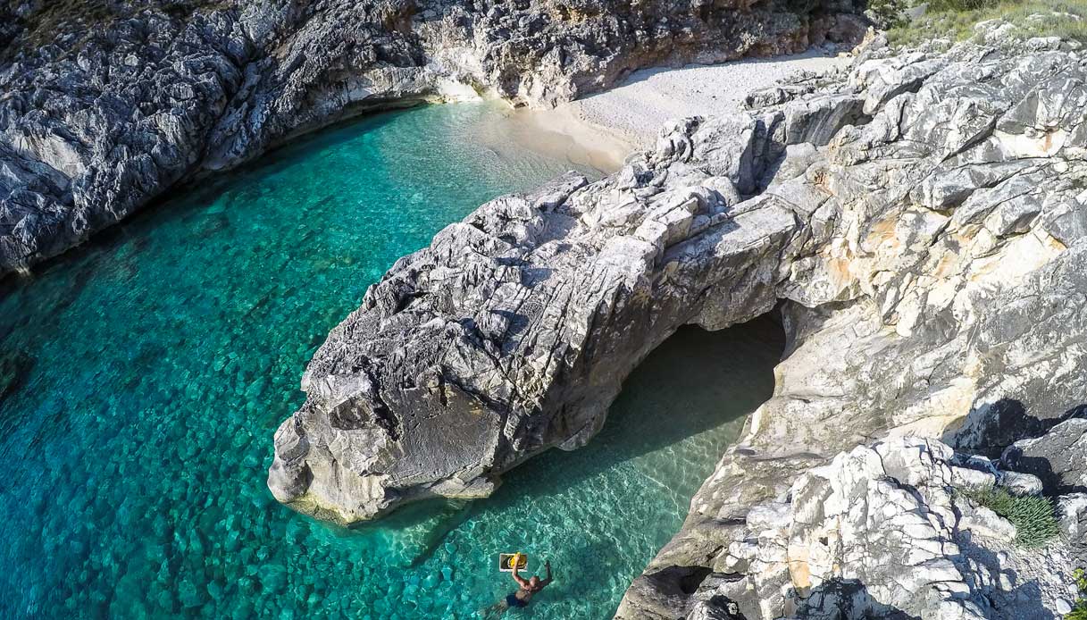 albania-spiagge-Gjiri_Karaburun