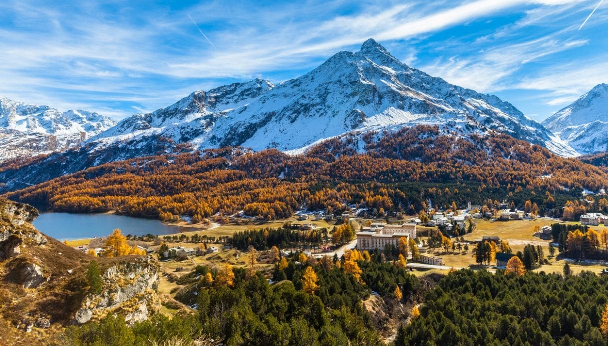 Paesaggio dell'Engadina, in cui vivono leggende e personaggi mitici