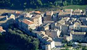 Montefiore dell’Aso: nelle Marche, il colle dei pittori