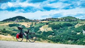 In bicicletta tra Emilia Romagna e Toscana, lungo la Via Vandelli