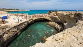 La Grotta della Poesia, gioiello del Salento, limita gli accessi
