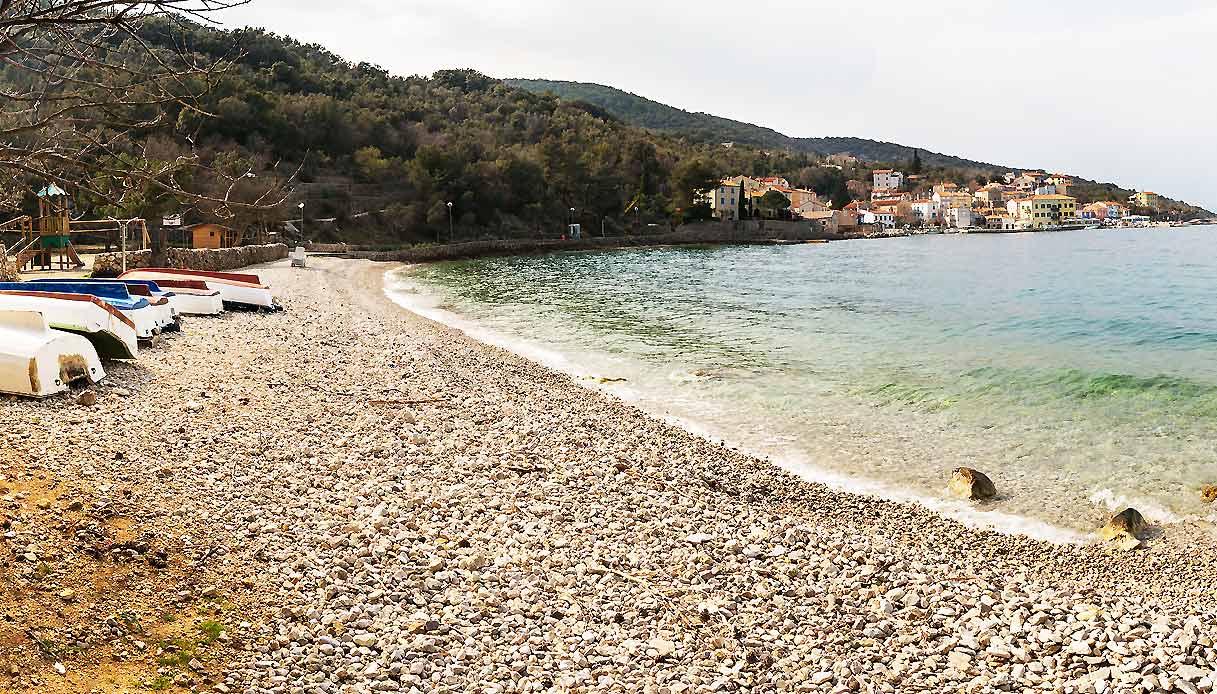 valun-croazia-spiaggia