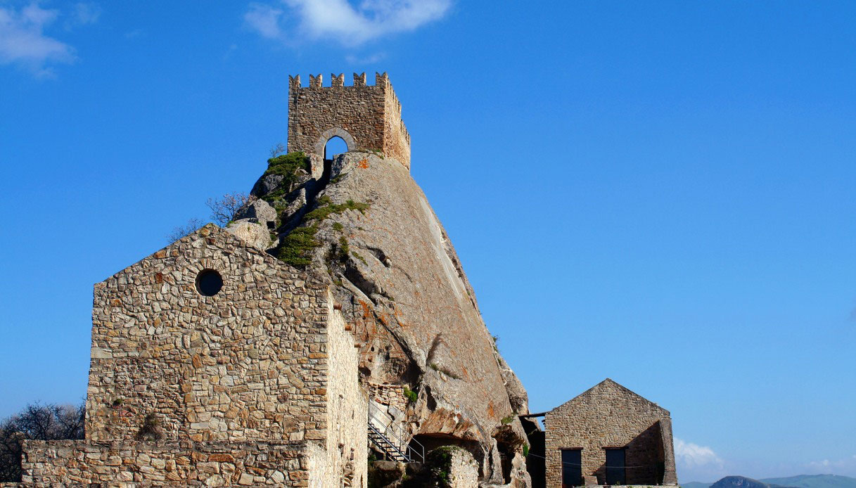 Castello di Sperlinga