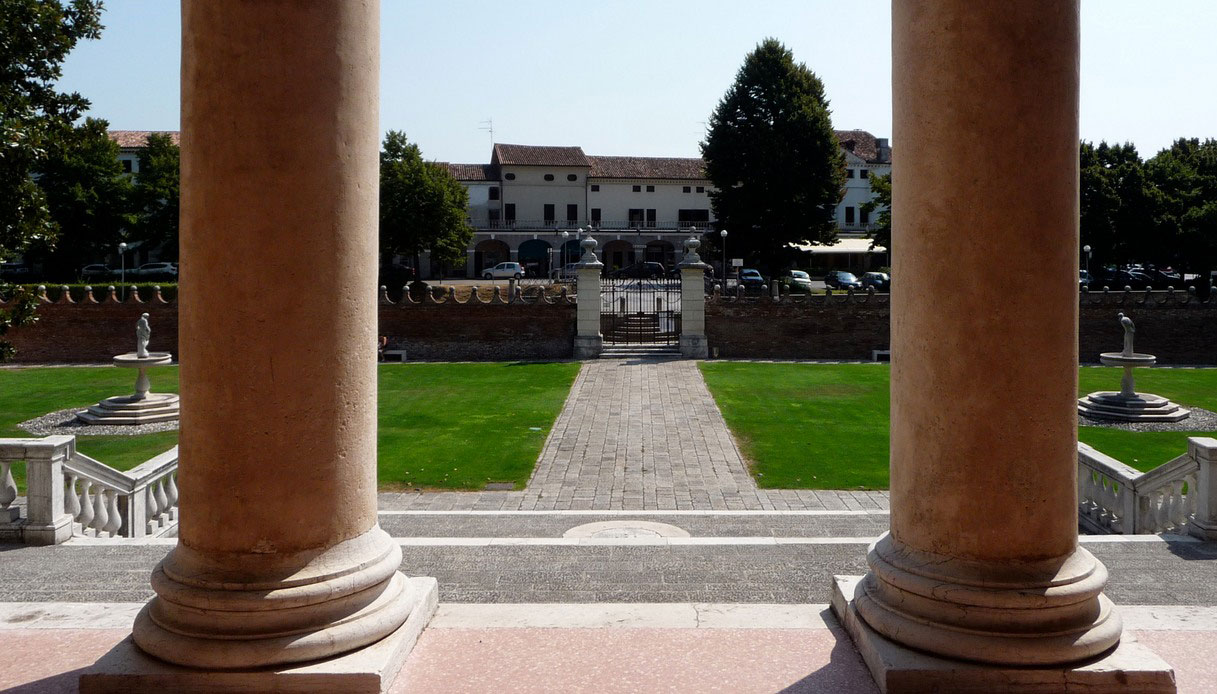 Vista su Fratta Polesine dalla villa