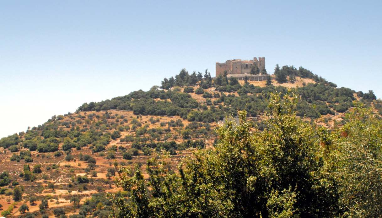castello di Ajloun jordan bike trail