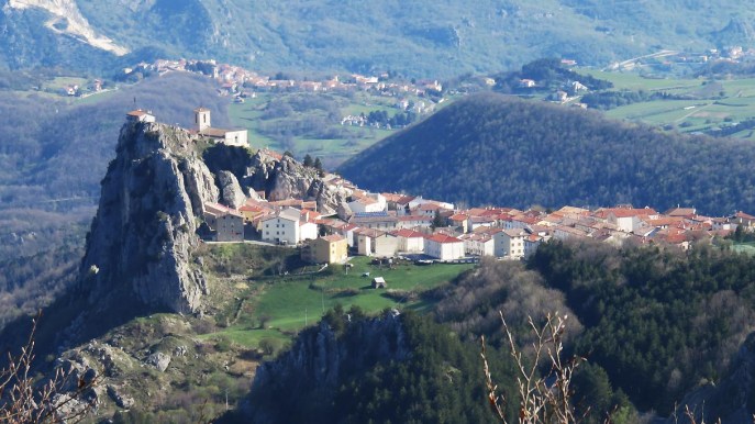 Pescopennataro, il micro borgo del Molise che rinasce