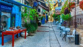 Il villaggio azzurro in Israele che fa sognare