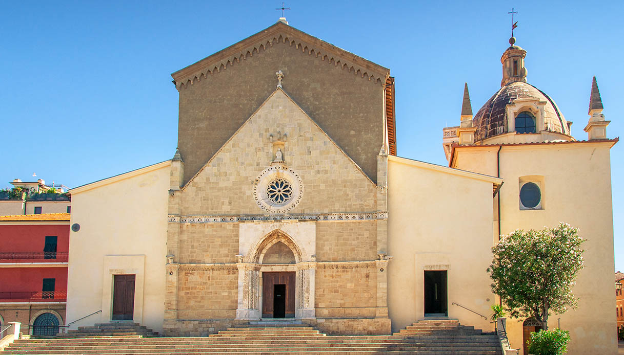 Cosa fare a Orbetello chiesa santa maria