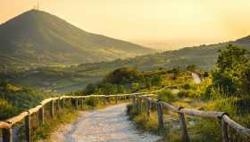 La bellezza dei Colli Euganei, tra borghi incantevoli e terme rinomate