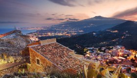 Etna: ode al vulcano più attivo del Pianeta Terra