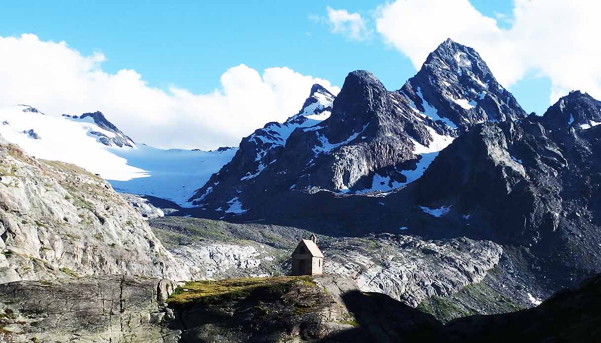Rifugio-Deffeyes-valle-aosta-la-thuile
