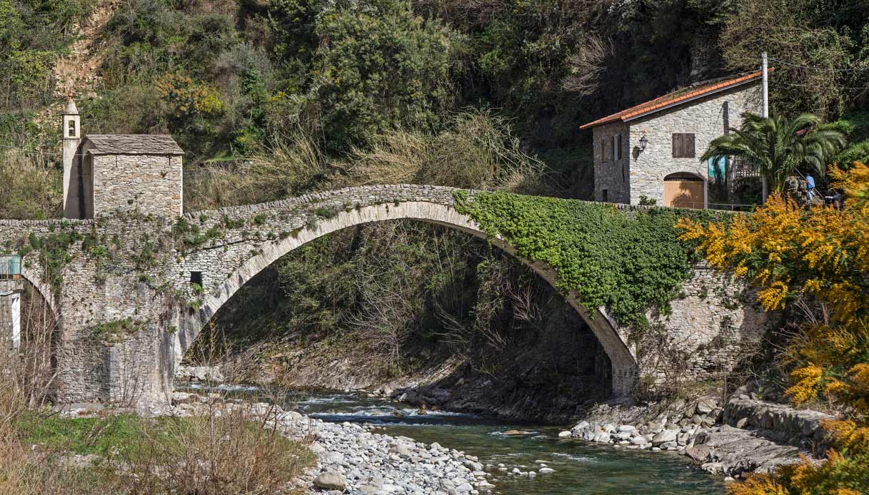badalucco-liguria-ponte