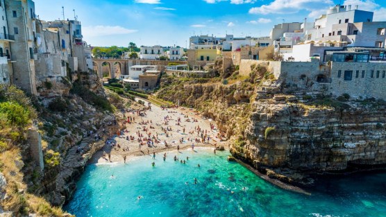 I borghi vicino al mare della Puglia da visitare in estate