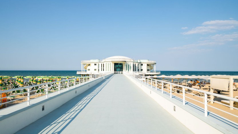 Spiaggia di Velluto, la località che ha ispirato “Una rotonda sul mare”