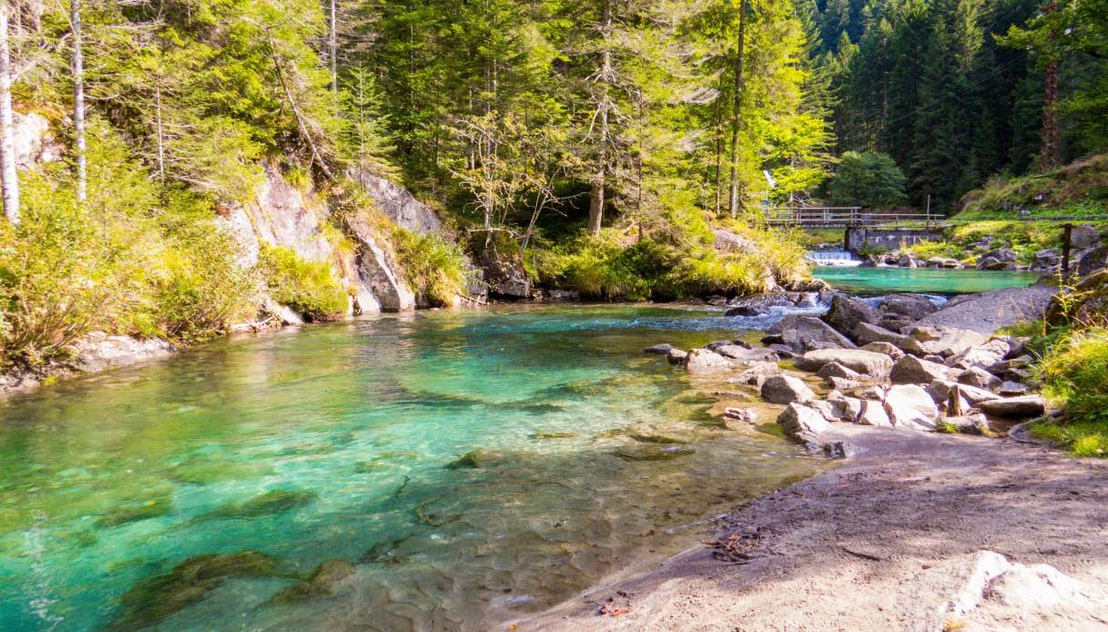 I 10 migliori parchi italiani per camminare a piedi nudi