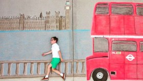 Con gessi colorati e tanta creatività, due fratelli hanno fatto il giro del mondo