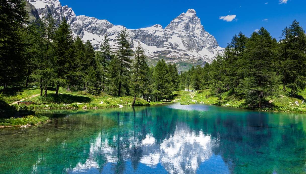 Viaggio in Valtournenche, all’ombra del monte Cervino