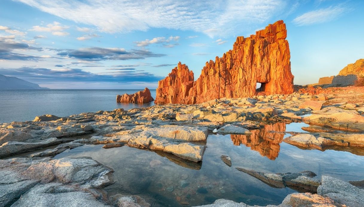 Le Rocce Rosse di Arbatax, la “cattedrale” naturale sarda