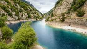 Le Gole del Sagittario, l’oasi abruzzese tra laghi e borghi
