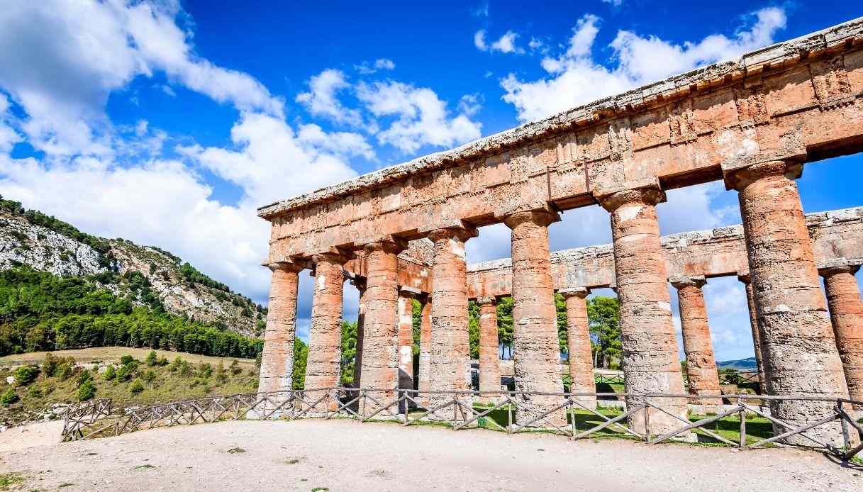 Segesta, il tempio in Sicilia che sembra greco ma che non lo è