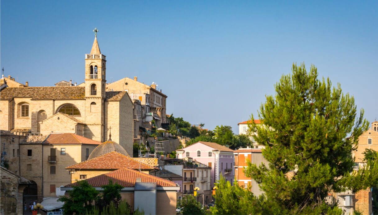 Alla scoperta del borgo di Acquaviva Picena