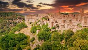 I borghi sospesi d’Italia, dai panorami mozzafiato