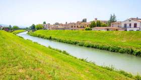 Lungo il sentiero della Predica agli uccelli di San Francesco