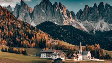 Viaggi d’autunno, i luoghi italiani più belli per il foliage