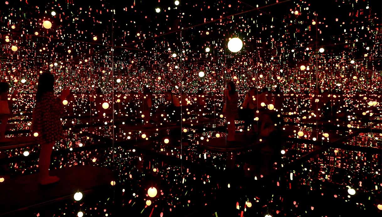 Infinity Room di Yayoi Kusama